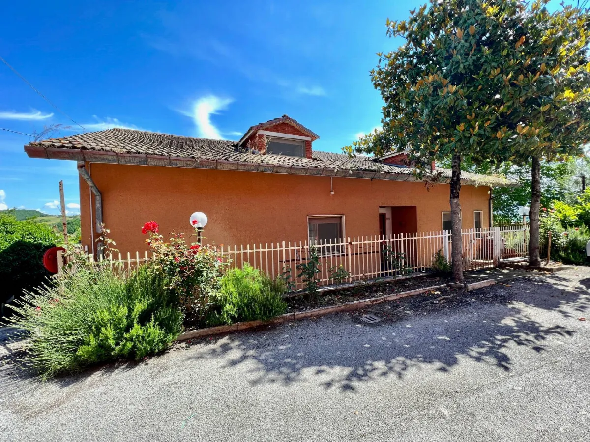 Bifamiliare in vendita a Fabriano, FRAZIONI - foto 2