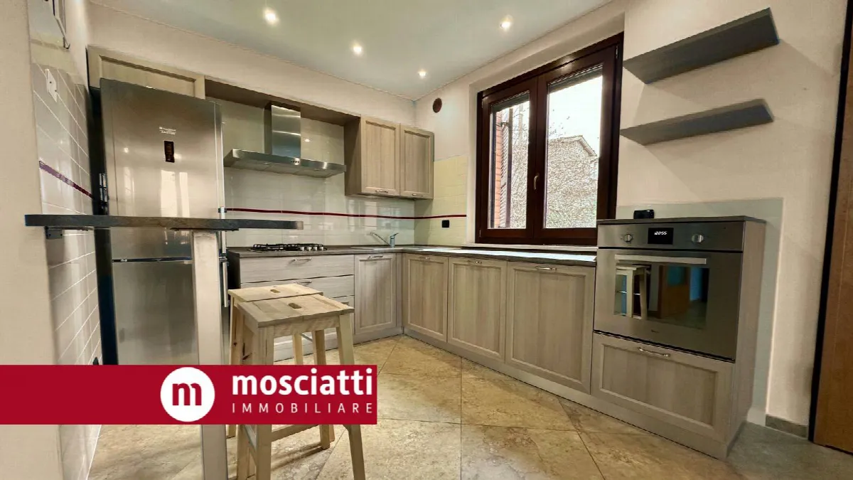 Duplex in vendita a Castelraimondo, Collina - foto 2