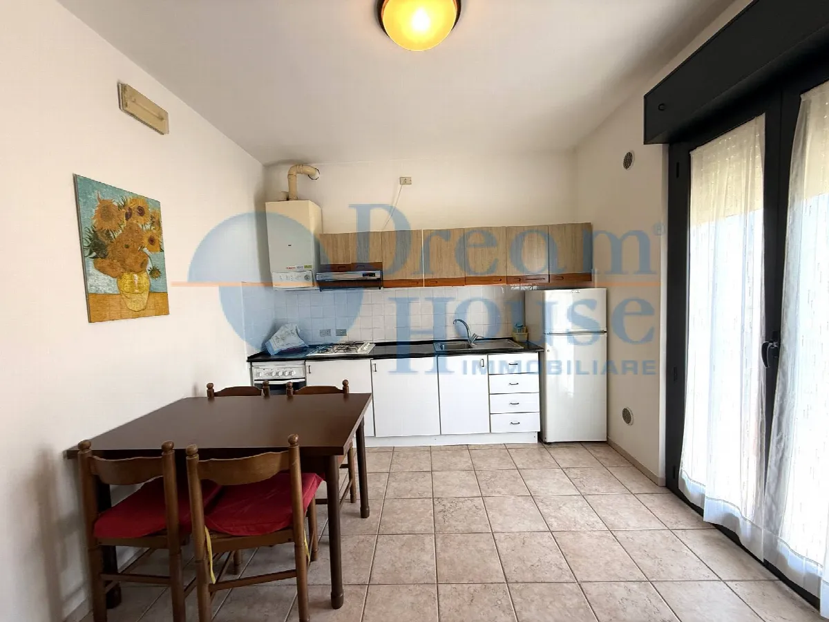 Appartamento in vendita a Alba Adriatica, Zona Nord - foto 2