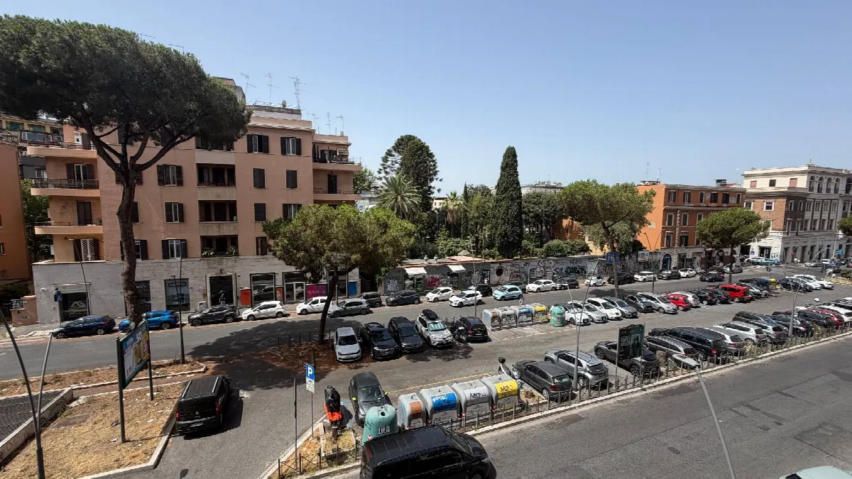 Appartamento in vendita a Roma, Re di Roma - foto 1