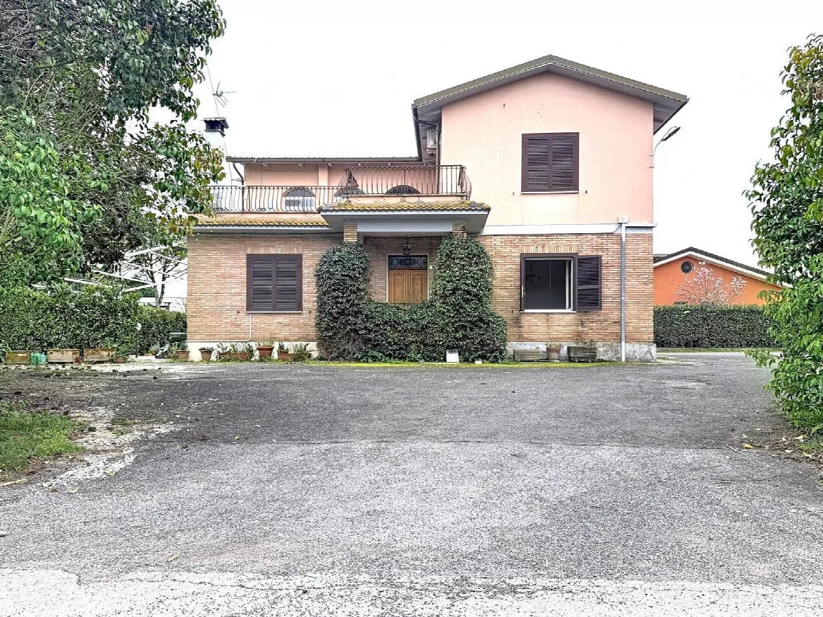 Appartamento indipendente in vendita a Montelibretti - foto 8