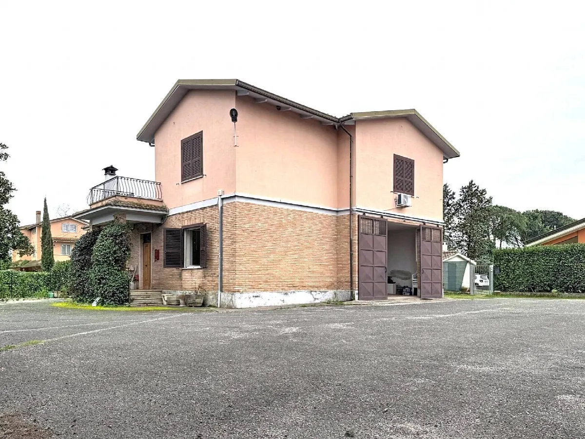 Appartamento indipendente in vendita a Montelibretti - foto 9
