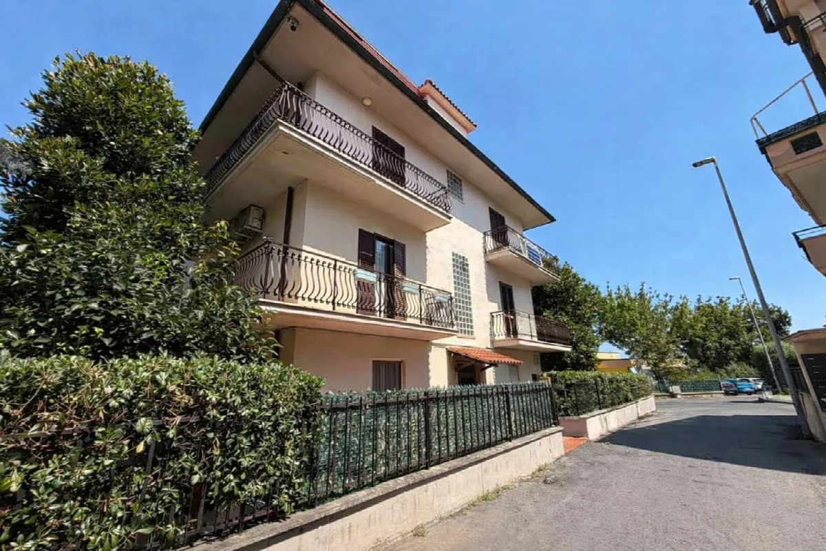 Appartamento in vendita a Monterotondo, Monterotondo Paese - foto 3