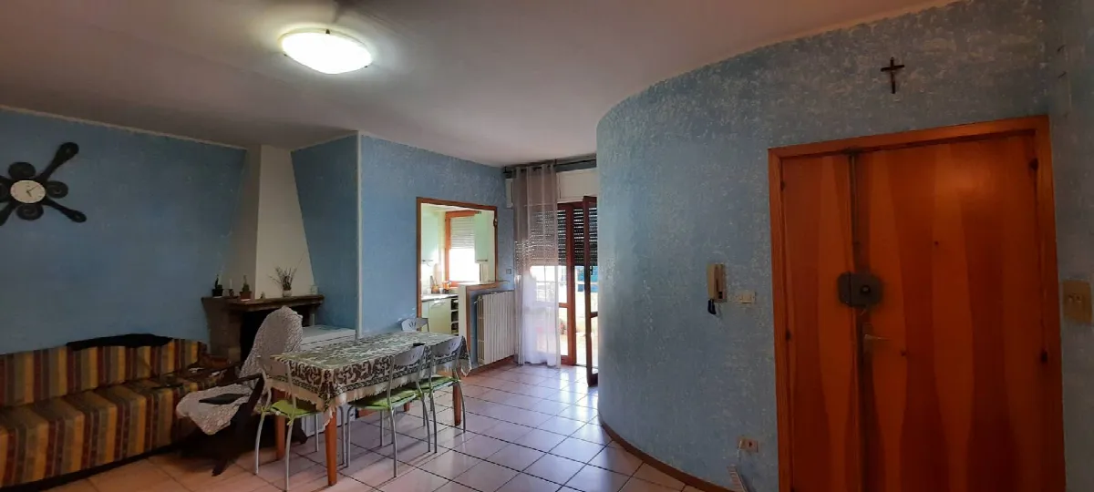 APPARTAMENTO CON GARAGE in vendita a Folignano - foto 7