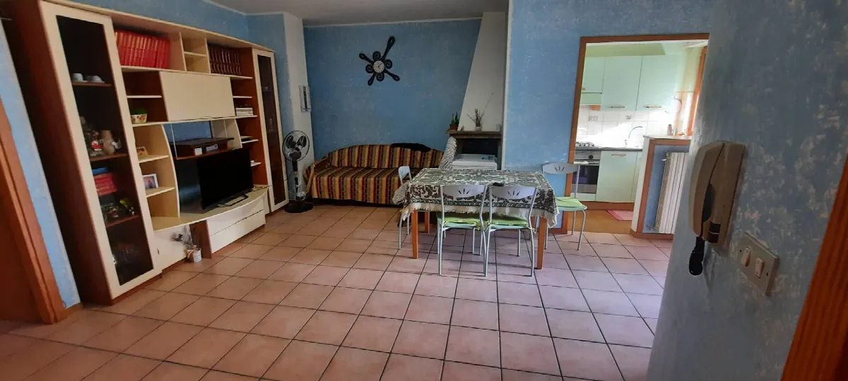APPARTAMENTO CON GARAGE in vendita a Folignano - foto 9