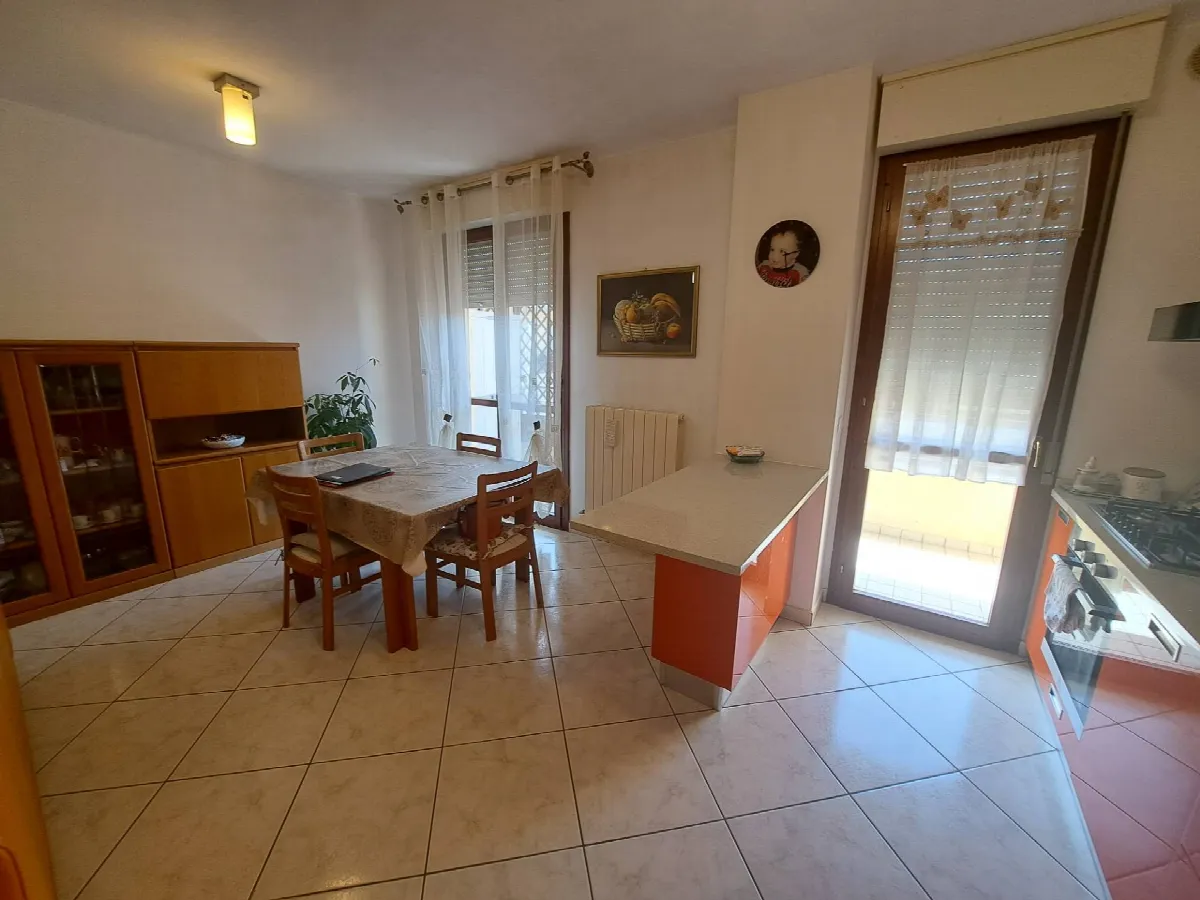 APPARTAMENTO CON GARAGE in vendita a Folignano, Villa Pigna - foto 10