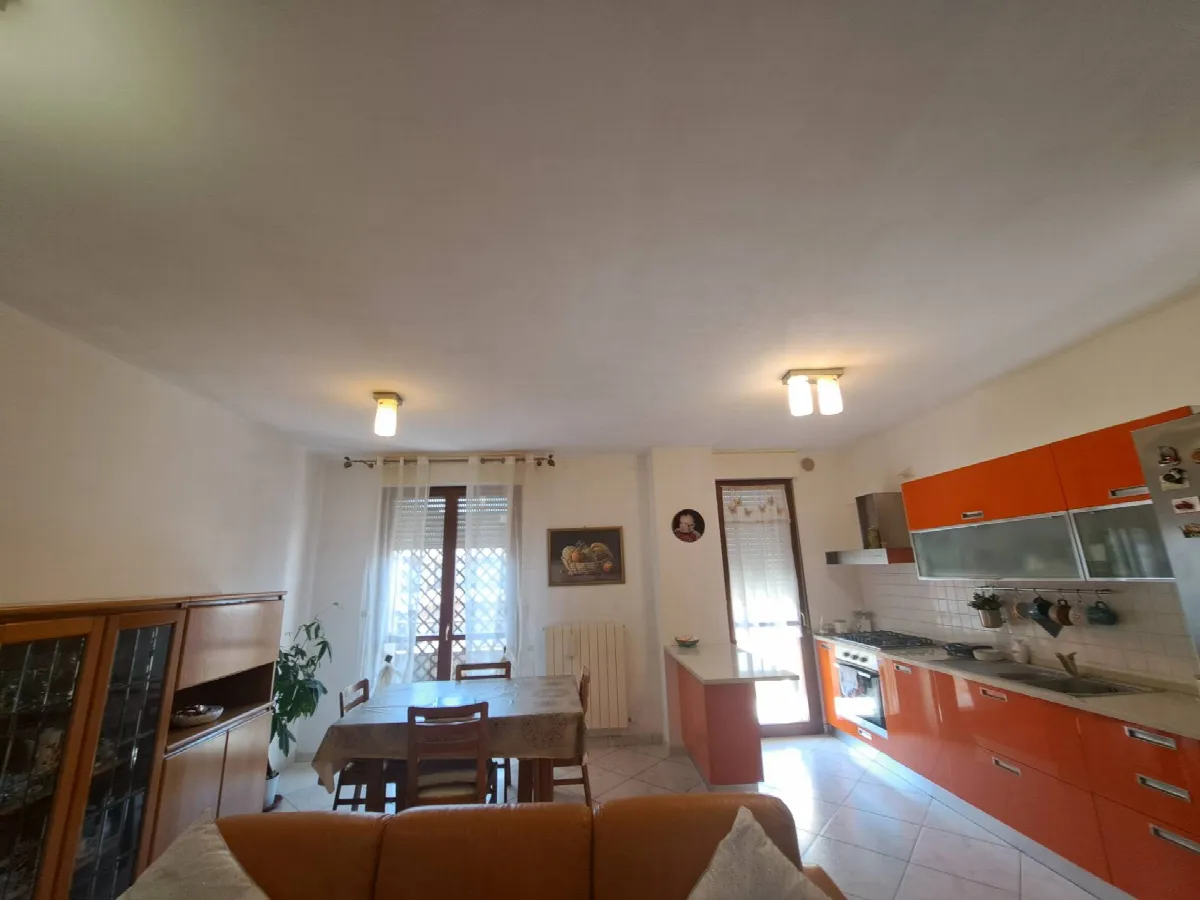 APPARTAMENTO CON GARAGE in vendita a Folignano, Villa Pigna - foto 3