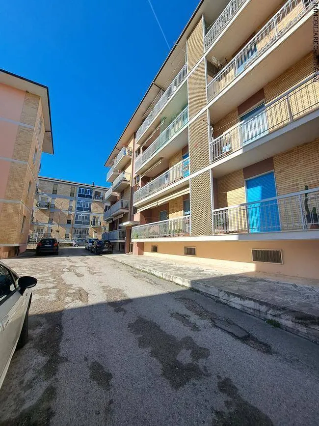 Appartamento in vendita a Ascoli Piceno, Borgo Solestà - foto 3
