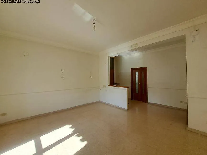 Appartamento in vendita a Ascoli Piceno, Borgo Solestà - foto 9
