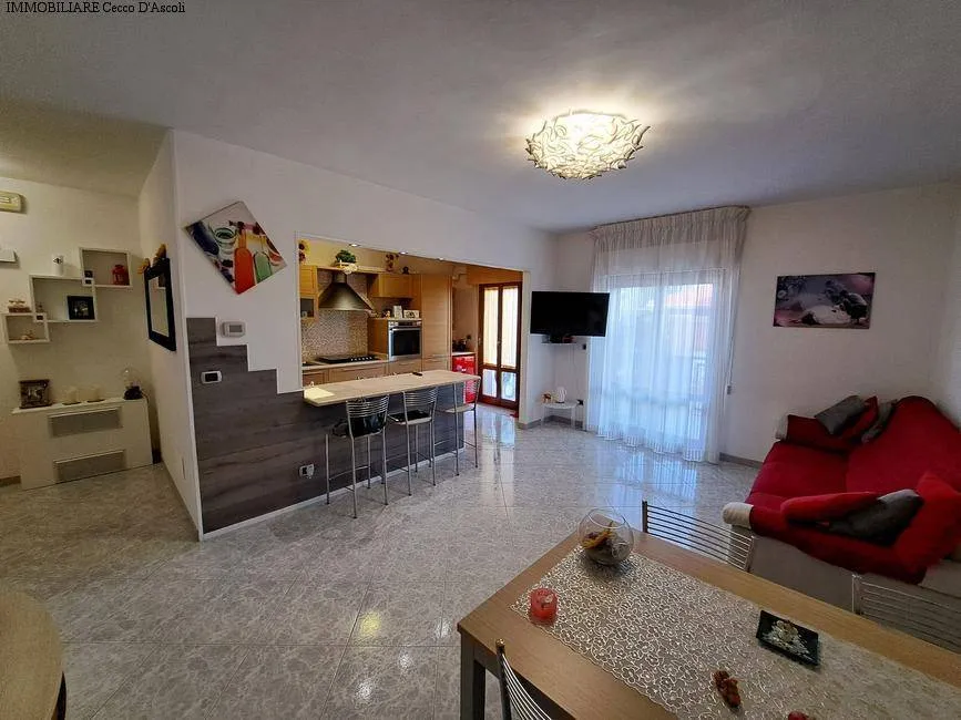 Appartamento con terrazzo in vendita a Ascoli Piceno, Poggio di Bretta - foto 1