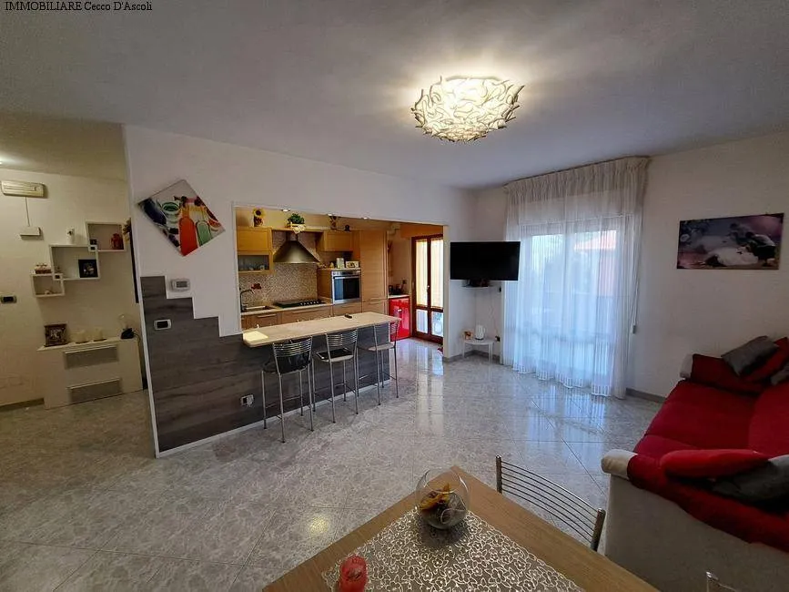 Appartamento con terrazzo in vendita a Ascoli Piceno, Poggio di Bretta - foto 7