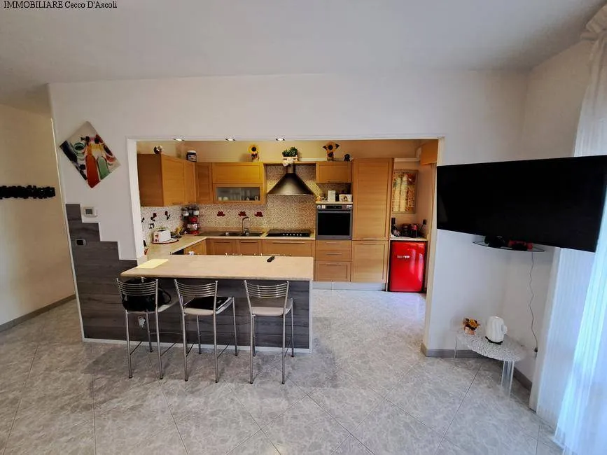 Appartamento con terrazzo in vendita a Ascoli Piceno, Poggio di Bretta - foto 9