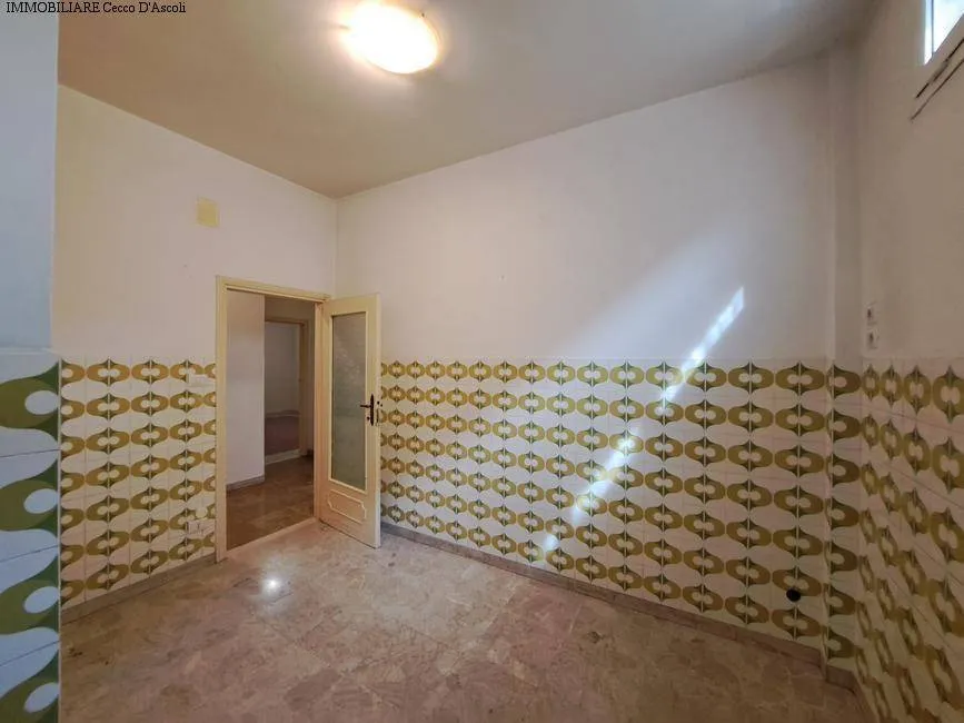 Appartamento con terrazzo in vendita a Ascoli Piceno, Piazzarola - foto 5