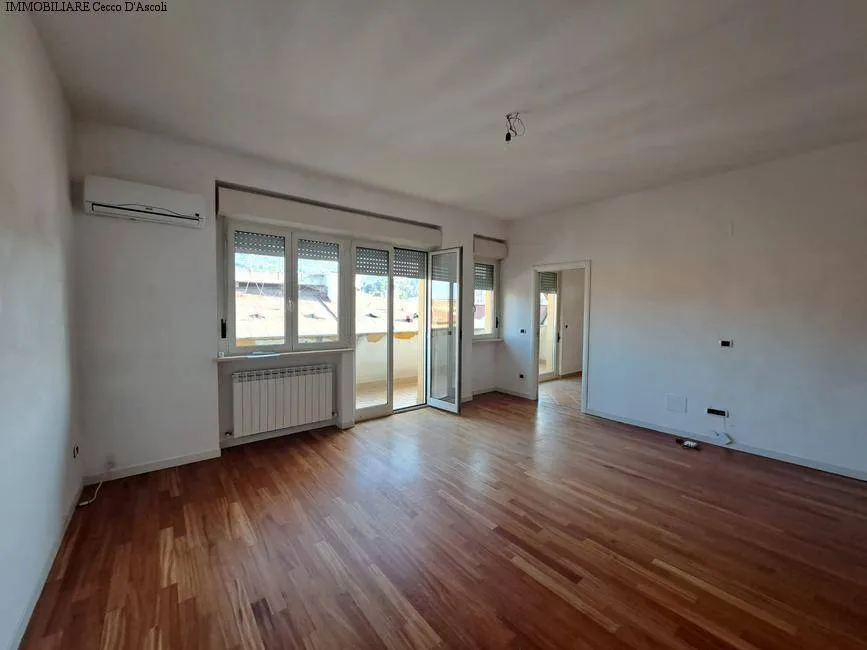 Appartamento in vendita a Ascoli Piceno, Campo Parignano - foto 4