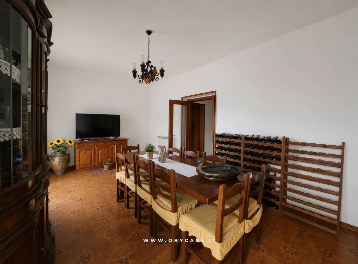 Appartamento 5 locali in vendita a Sutri - foto 4