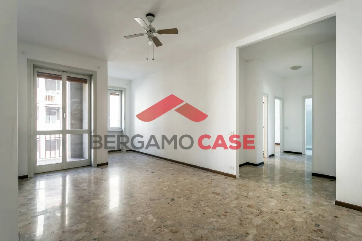 Trilocale in vendita a Bergamo, Borgo S. Caterina - foto 2