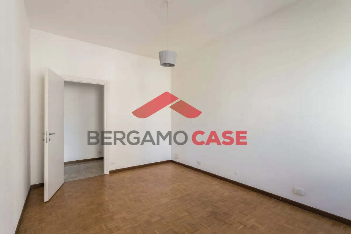 Trilocale in vendita a Bergamo, Borgo S. Caterina - foto 9