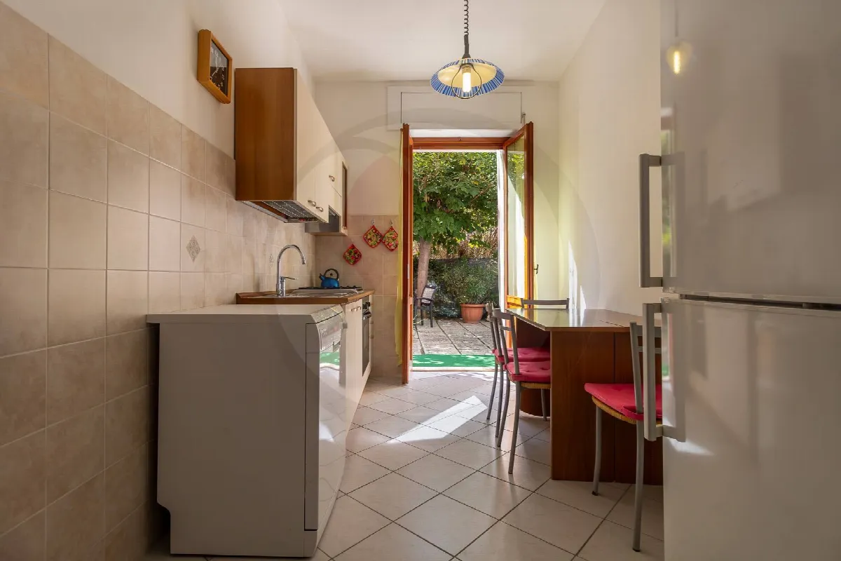 Appartamento con ingresso indipendente in vendita a Torino di Sangro - foto 8