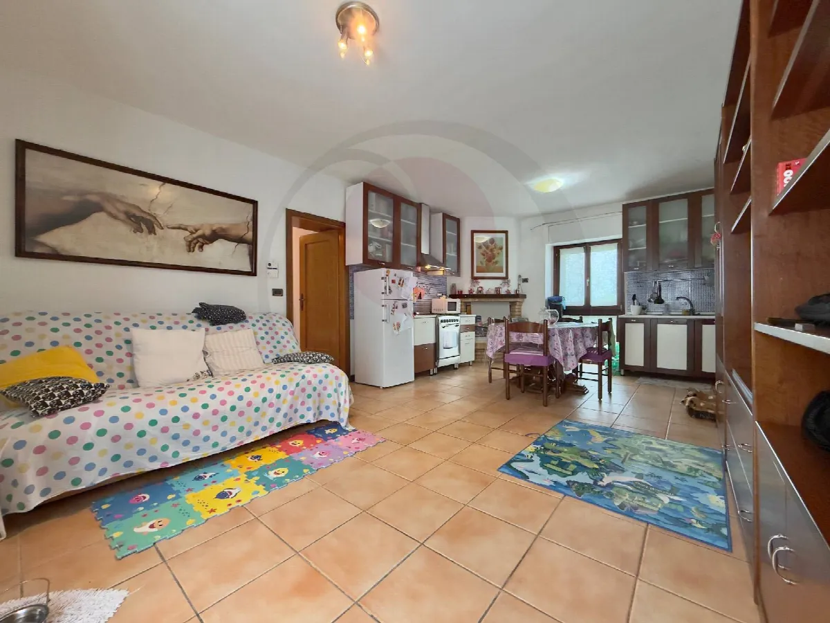 Appartamento con ingresso indipendente in vendita a Lanciano - foto 9