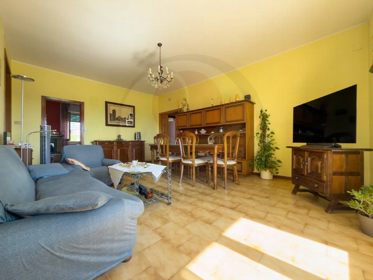 Appartamento con ingresso indipendente in vendita a Lanciano - foto 10