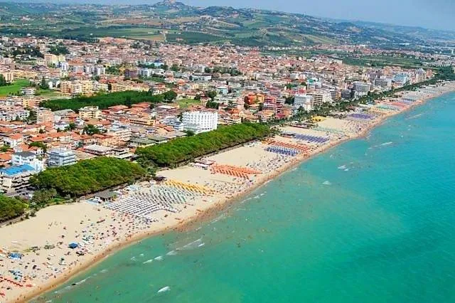 Trilocale con doppi servizi in vendita a Alba Adriatica, Villafiore - foto 1