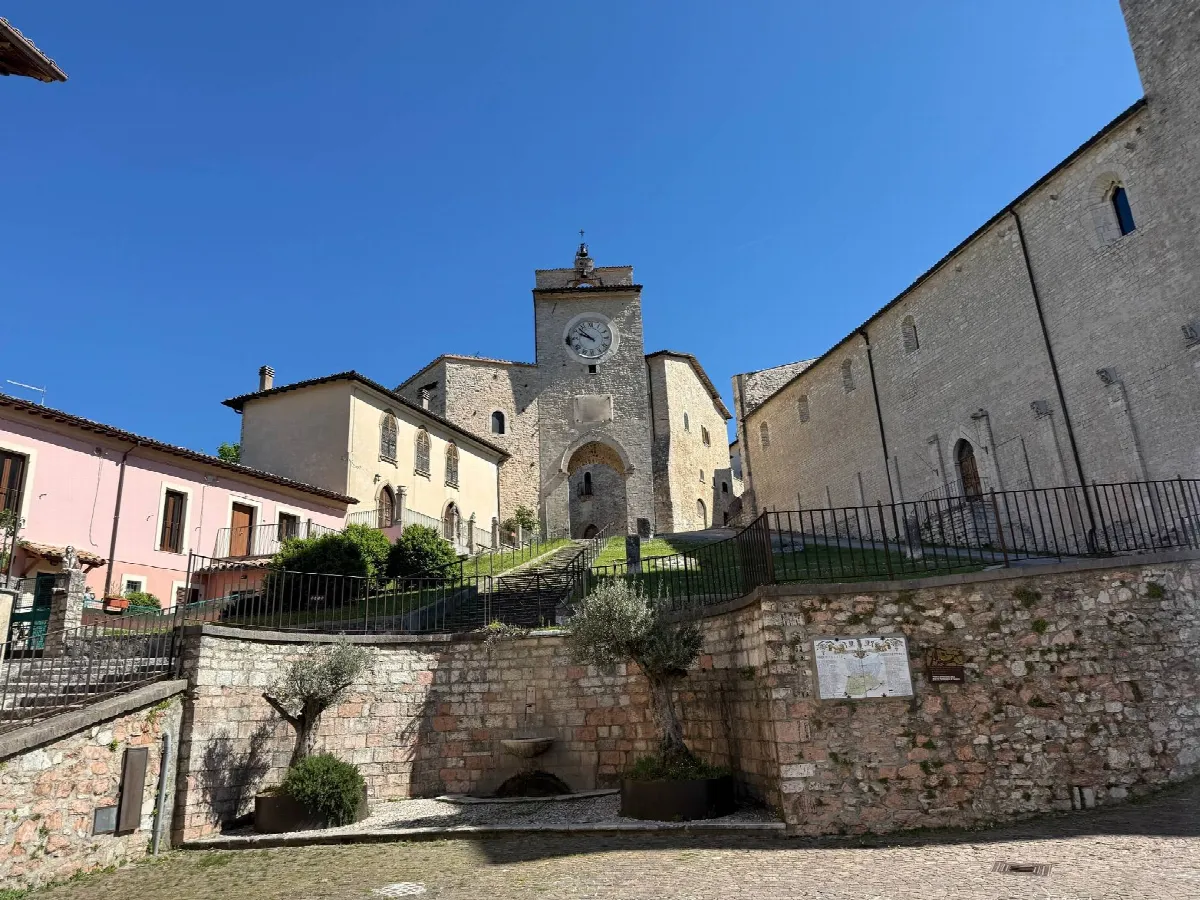 Appartamento indipendente in vendita a Monteleone di Spoleto, Monteleone di Spoleto - foto 1