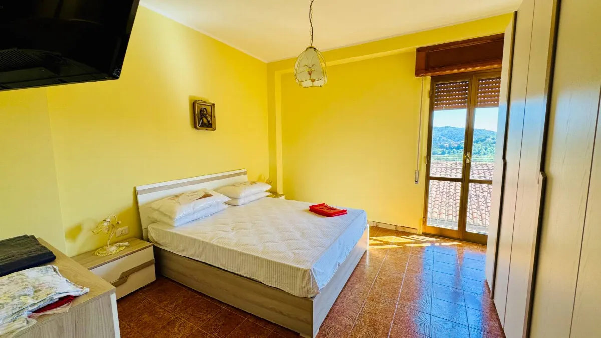 appartamento con terrazzo  in vendita a Ceppaloni - foto 5