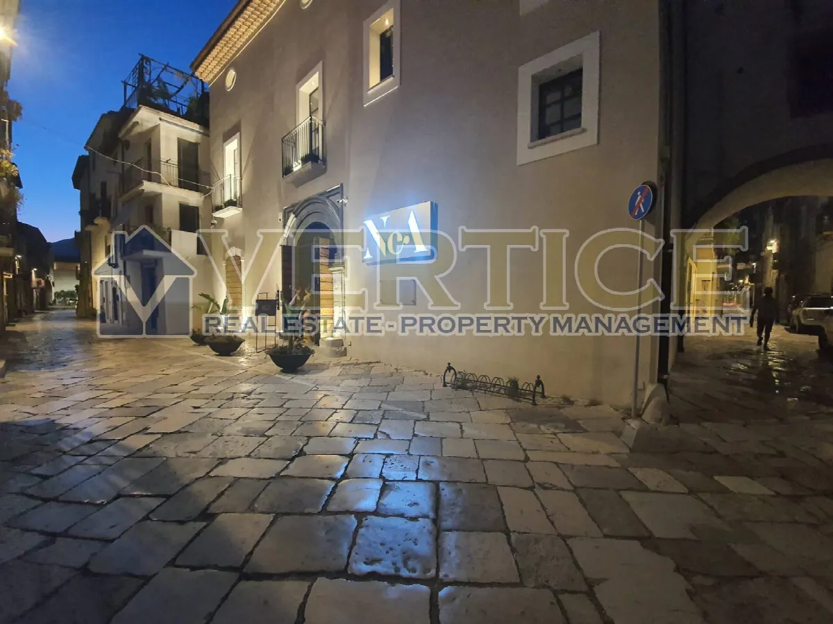 Palazzo in affitto/vendita a Fondi, Centro storico - foto 3