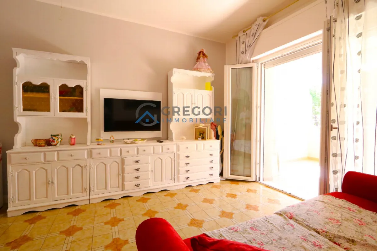 Appartamento in vendita a Martinsicuro, Zona Mare - foto 2