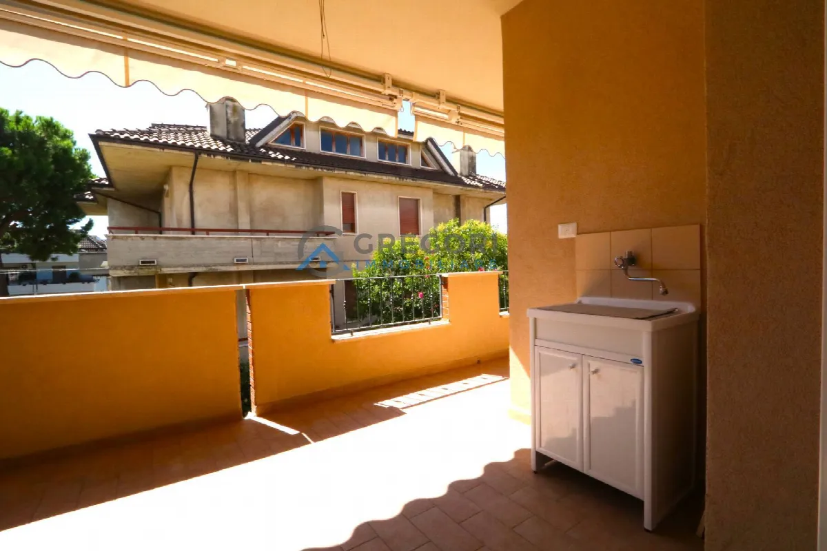 Appartamento in vendita a Martinsicuro, Zona Mare - foto 5