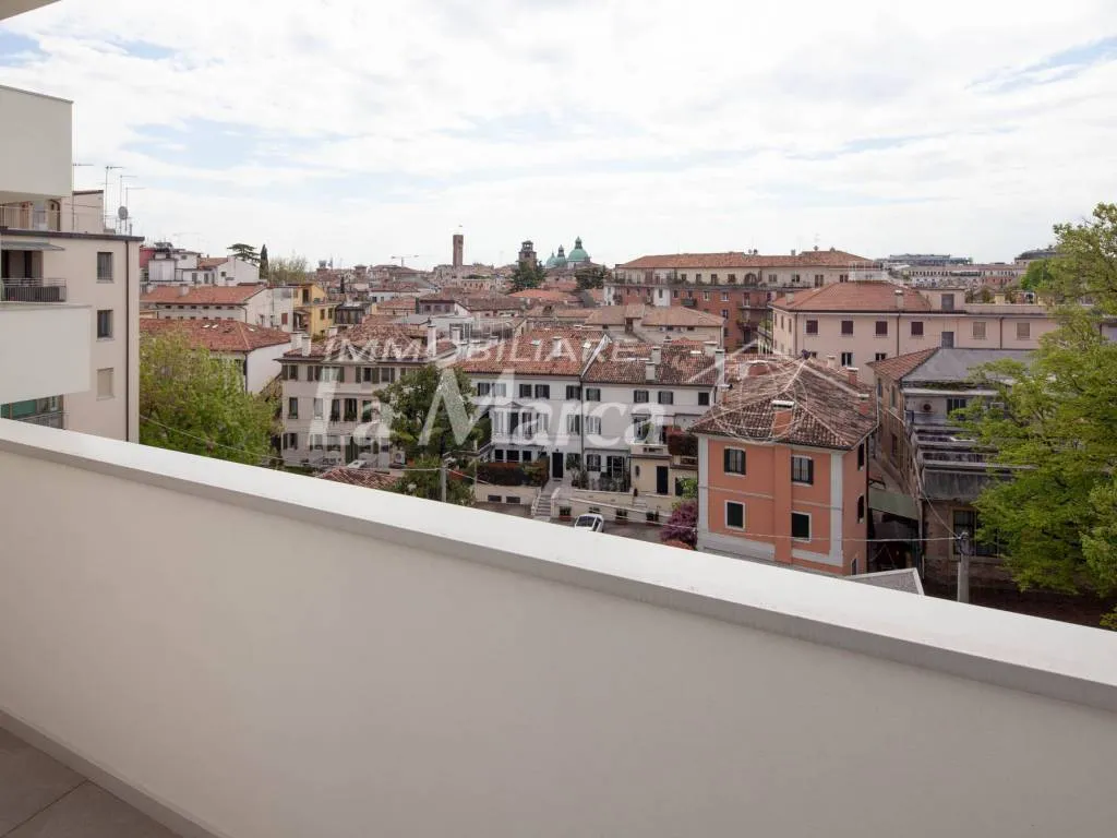 APPARTAMENTO in vendita a Treviso, CENTRO STORICO - foto 1