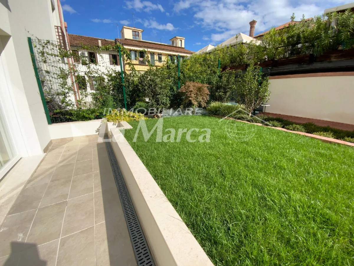 APPARTAMENTO in vendita a Treviso, CENTRO STORICO - foto 1