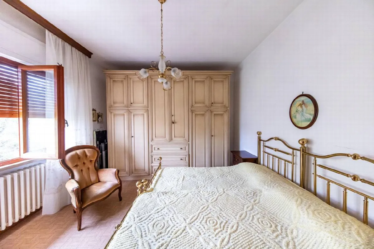 Appartamento in villa con giardino privato in vendita a Pescia - foto 9