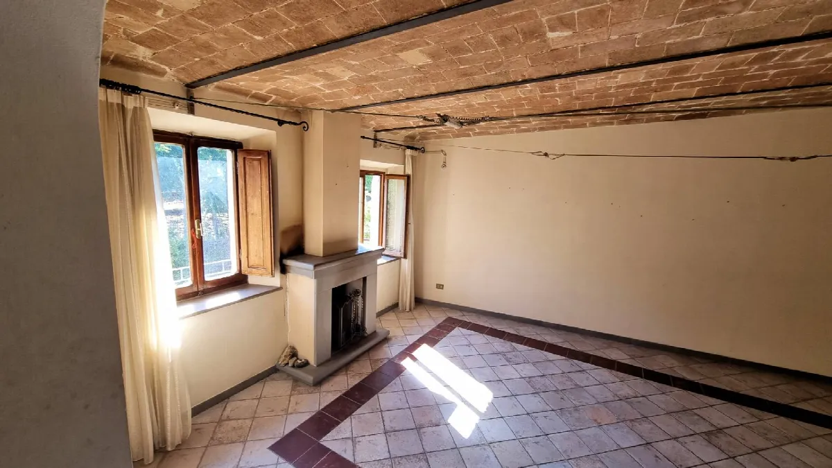 Appartamento in palazzo storico in vendita a Volterra - foto 1