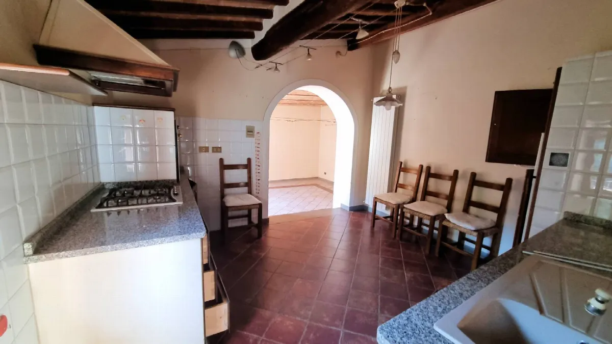 Appartamento in palazzo storico in vendita a Volterra - foto 3