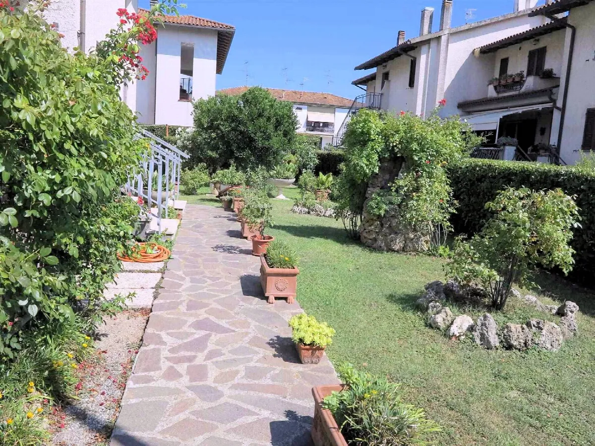 Appartamento in villetta singola al piano primo con giardino garage e taverna al piano terra in vendita a Roccastrada, Ribolla - foto 4