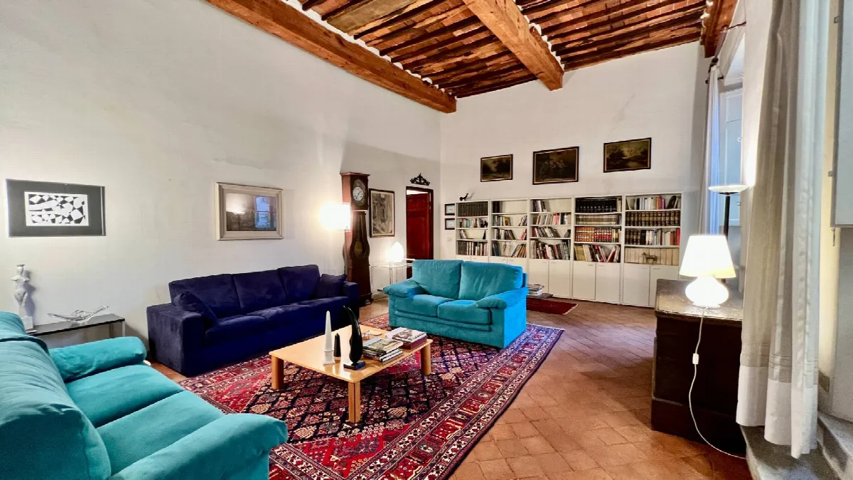 Appartamento di ampia superficie in centro storico in vendita a Lucca, Centro storico - foto 7