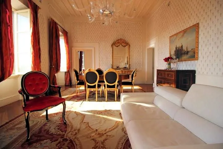 Meraviglioso appartamento in suggestivo palazzo storico in vendita a Pescia - foto 1