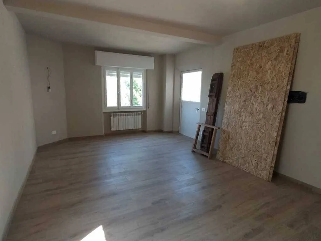 Appartamento al piano terra ristrutturato in villetta bifamiliare in vendita a Monsummano Terme - foto 9