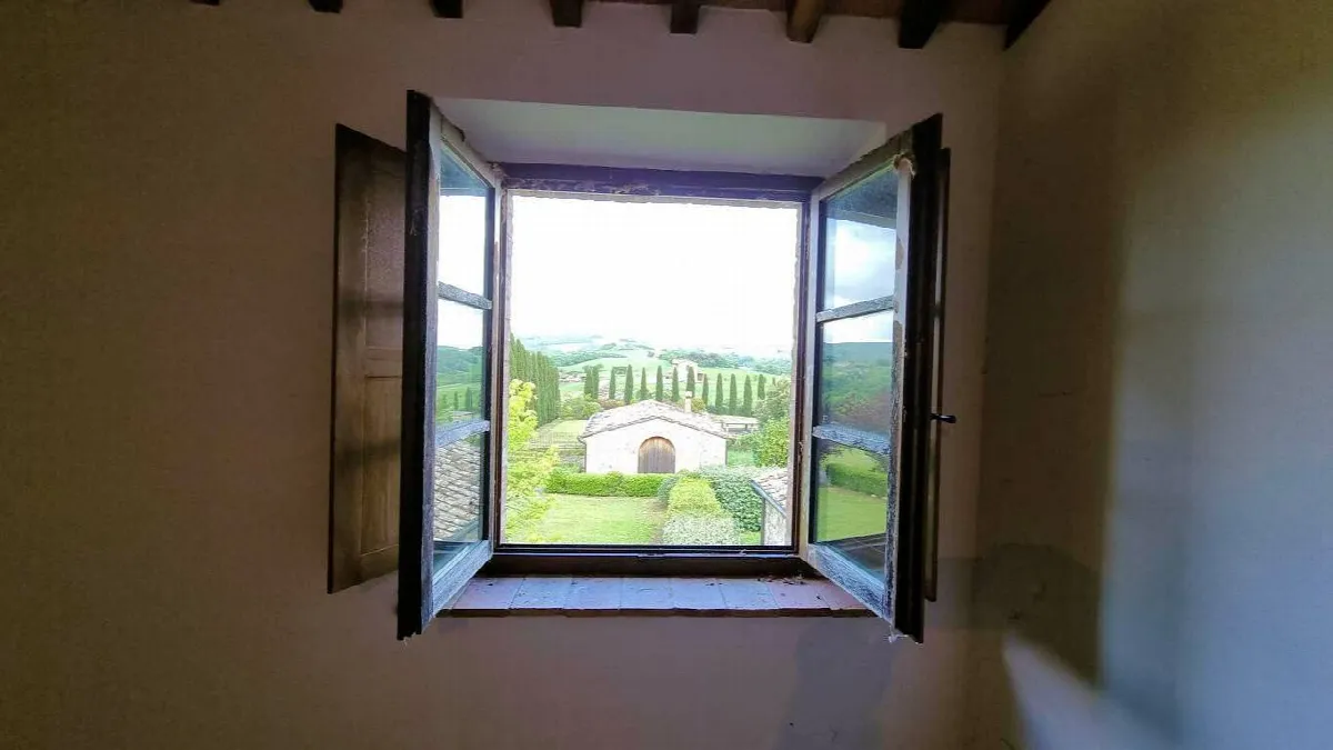 Appartamento in antico borgo ristrutturato con piscina in vendita a Volterra - foto 9