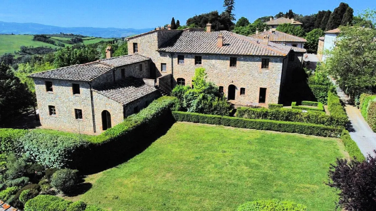 Appartamento con giardino  in antico borgo ristrutturato con piscina in vendita a Volterra - foto 5