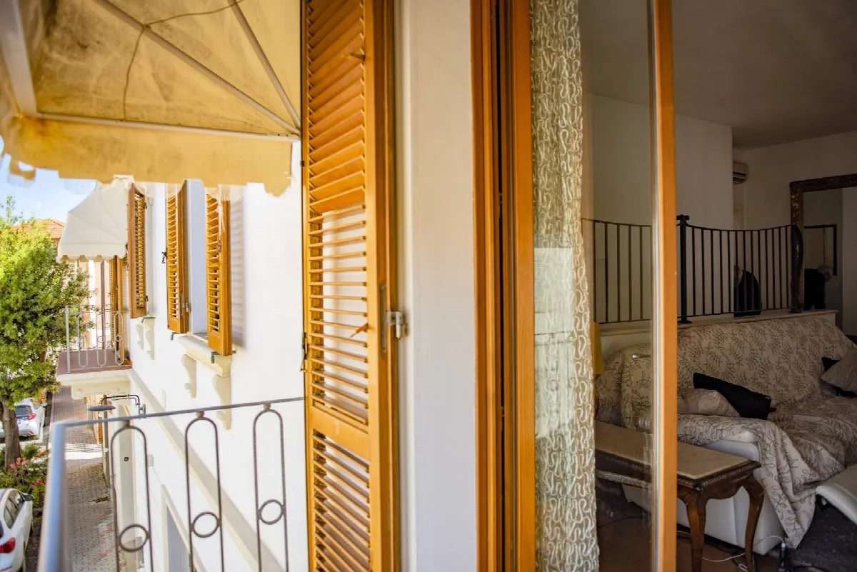 Appartamento di ampia superficie con entrata indipendente disposto al piano terra e primo  in vendita a San Vincenzo - foto 6