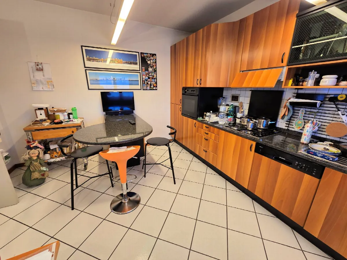 Appartamento posto al piano primo di villetta bifamiliare con garage e giardino in vendita a Buggiano, Borgo a Buggiano - foto 7