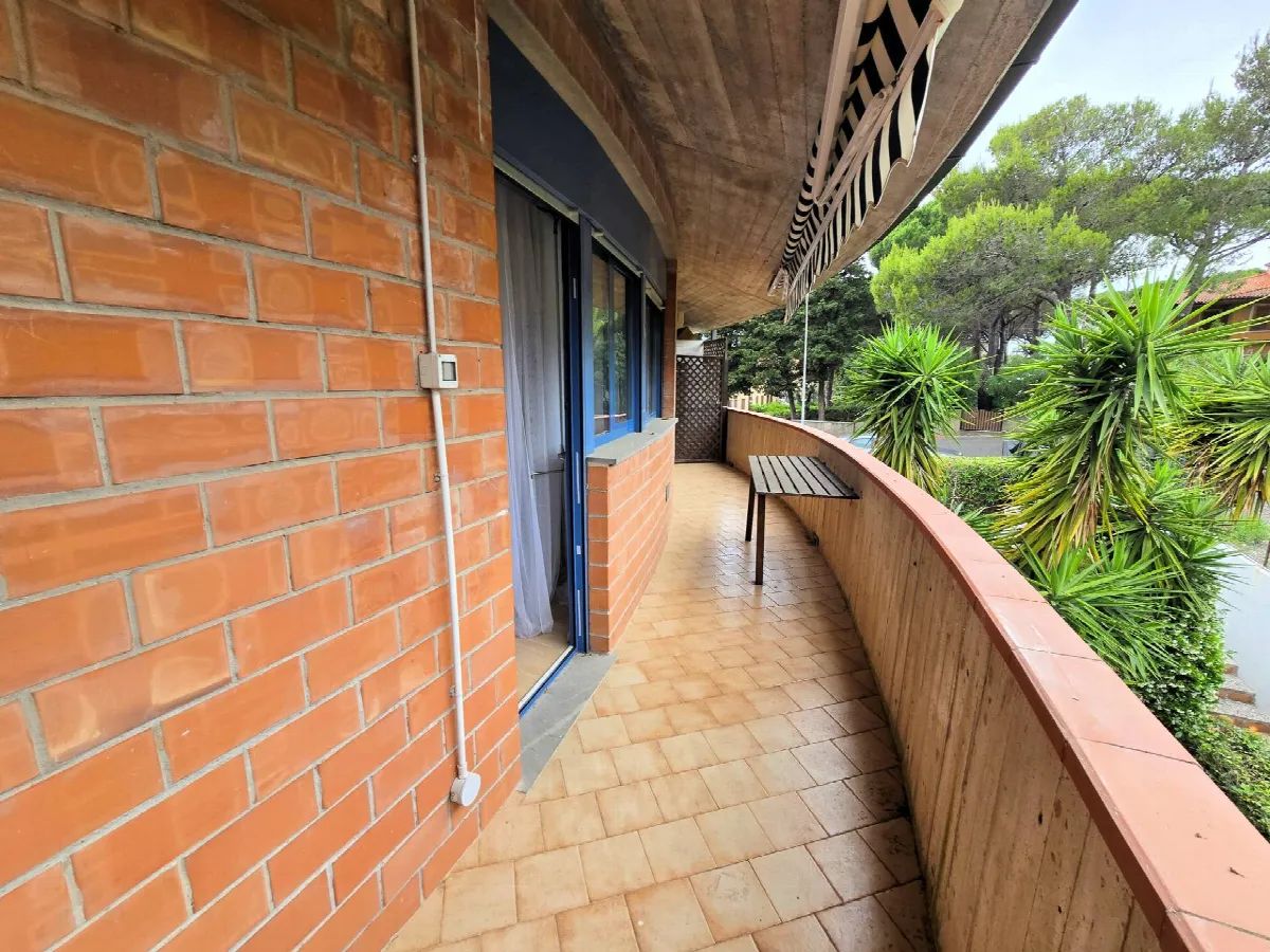 Appartamento al piano primo con ascensore in complesso residenziale con piscina in vendita a Rosignano Marittimo, Castiglioncello - foto 6