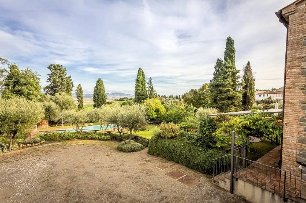 Appartamento al piano secondo di complesso residenziale con piscina in vendita a Lajatico - foto 10