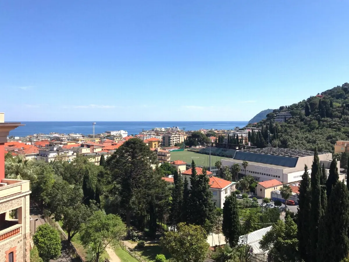 Attico in vendita a Alassio - foto 1
