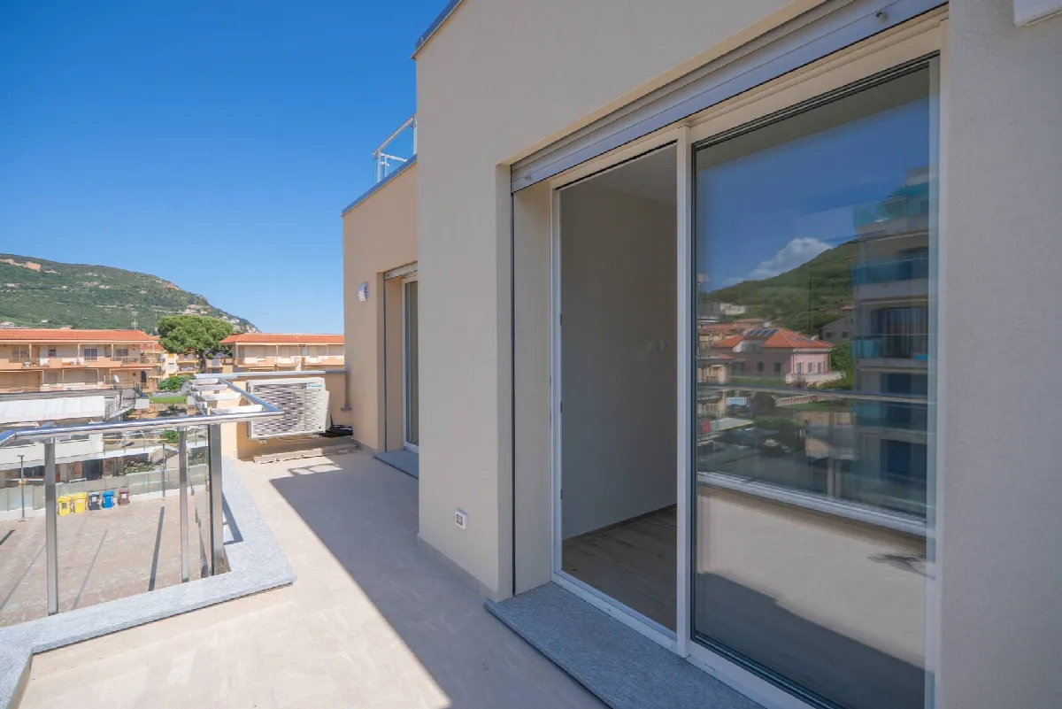Appartamento in vendita a Pietra Ligure - foto 9