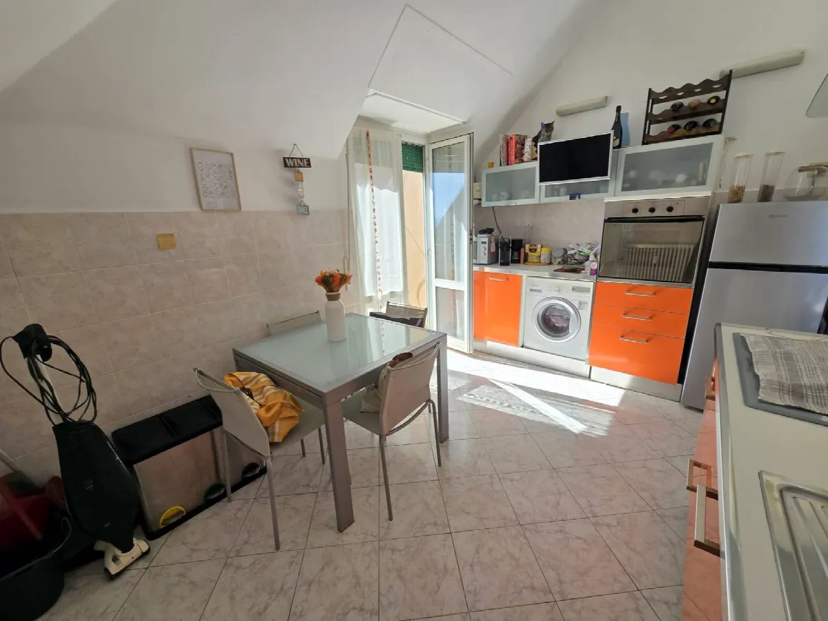 Appartamento in vendita a Genova, Pra - foto 1