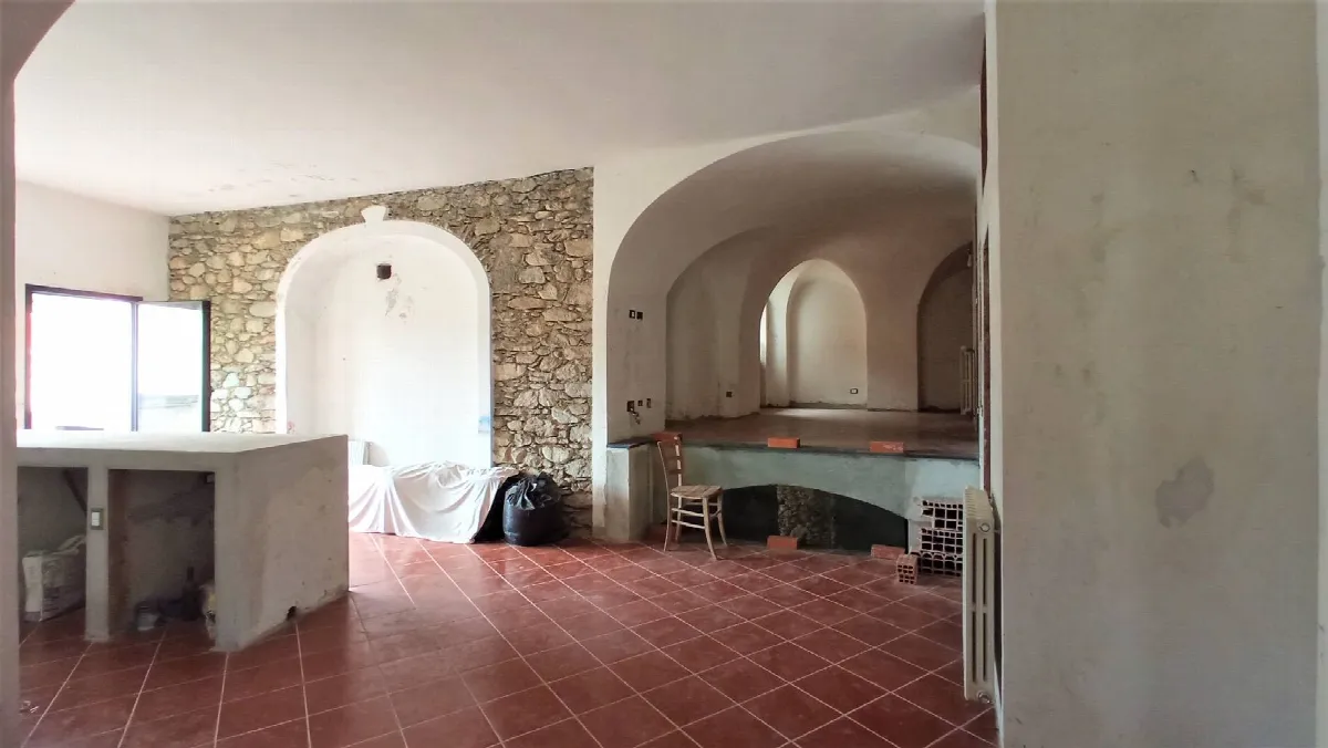 Appartamento in vendita a Finale Ligure, Entroterra - foto 3