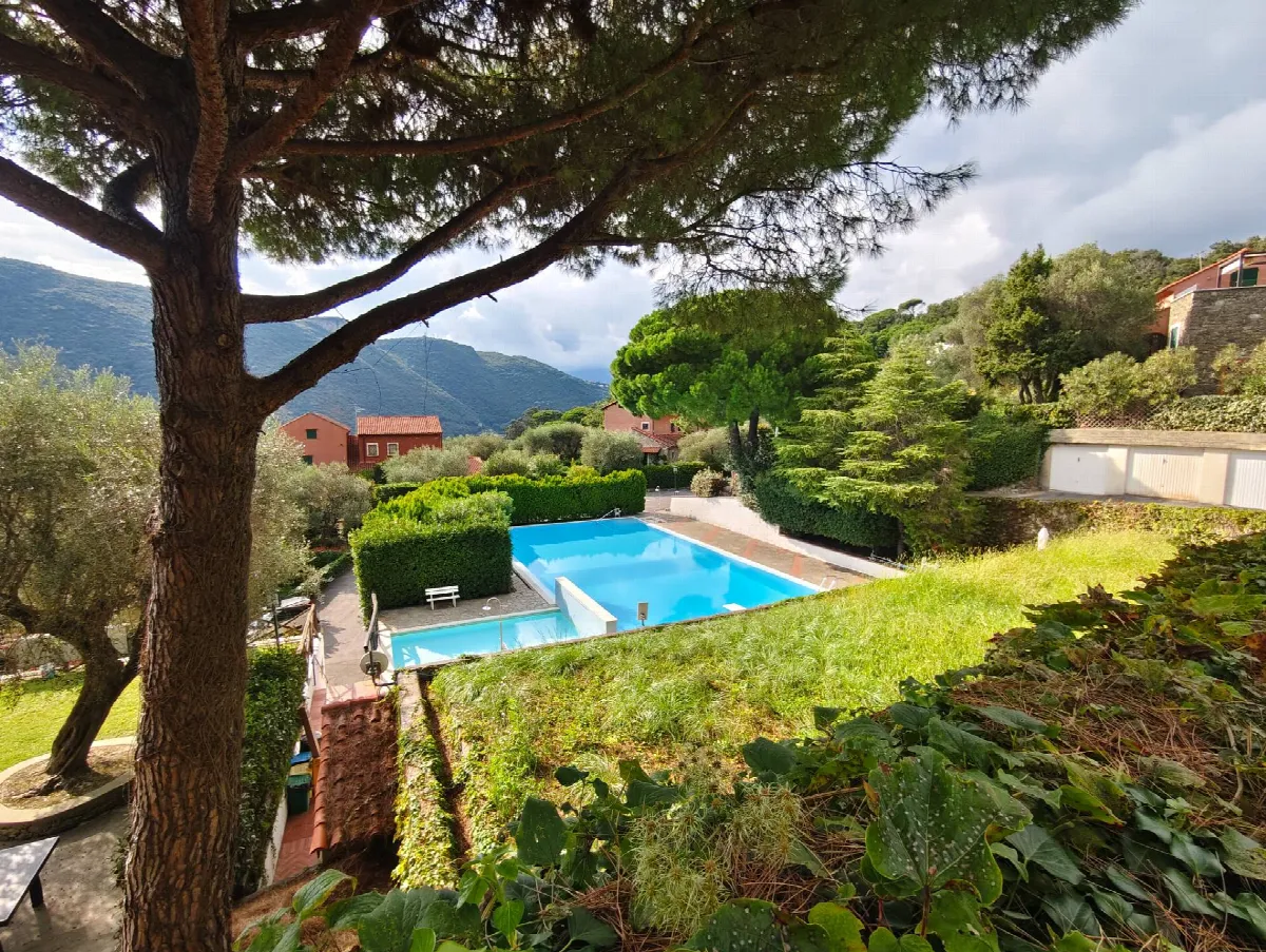 Appartamento in vendita a Finale Ligure, San Bernardino - foto 2